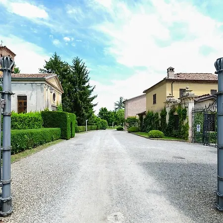 Croara Golf Apartment